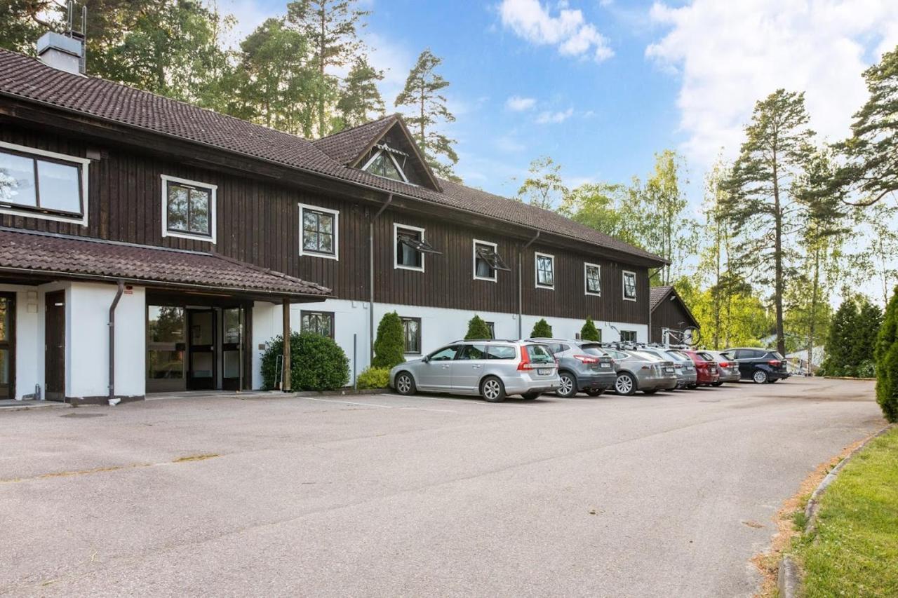 Hestra Guesthouse Экстерьер фото